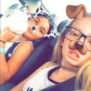 Meet your Posher, Makenzie